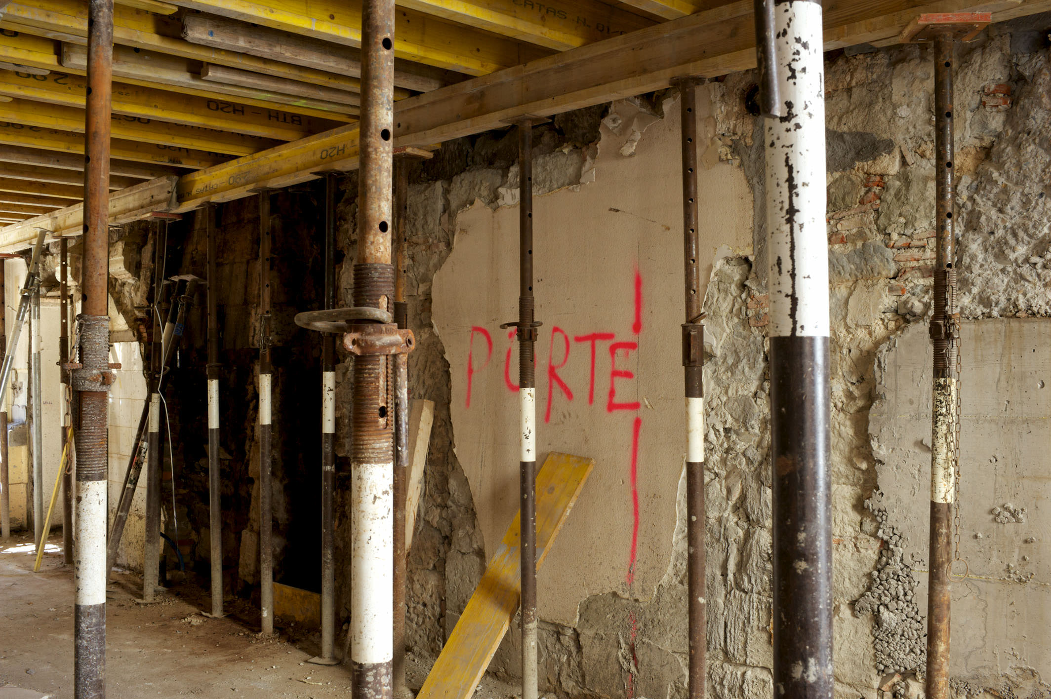 E10303  |  MplusV  |  Chantier Rue St. Francois, Lausanne